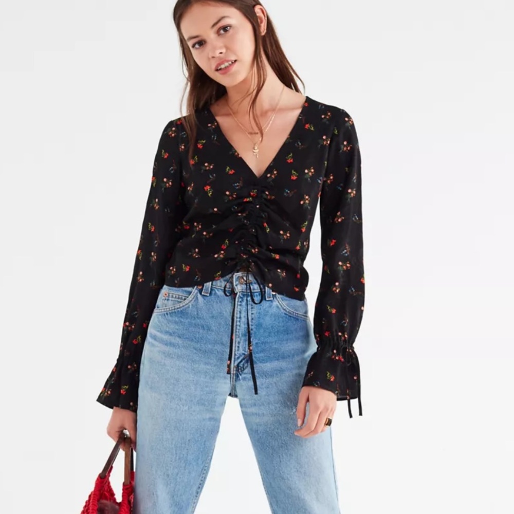 Urban Outfitters V-neck Cinched Floral Top, Small - Picture 2 of 11
